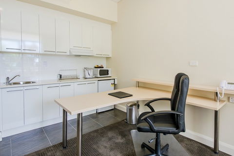 Belconnen Way Motel And Serviced Apartments - Tourism Adelaide 2