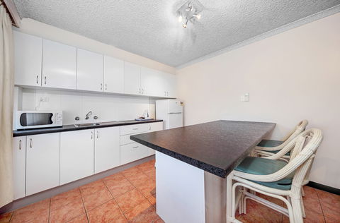 Belconnen Way Motel And Serviced Apartments - Tourism Adelaide 4