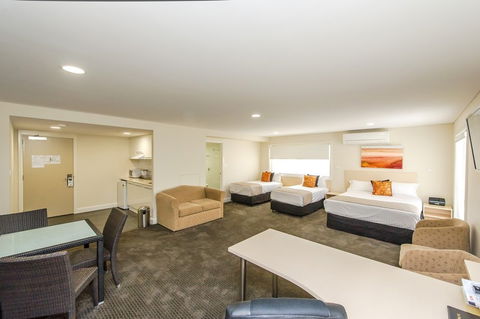 Belconnen Way Motel And Serviced Apartments - Tourism Adelaide 7