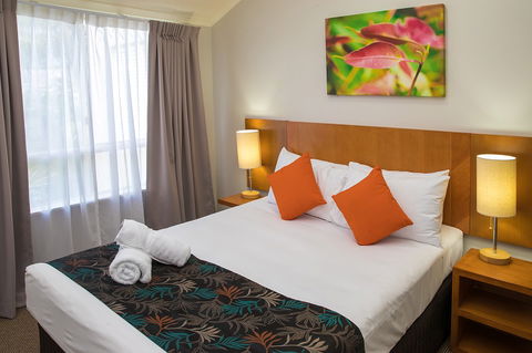 The Lakes Cairns Resort - Tourism Adelaide 4