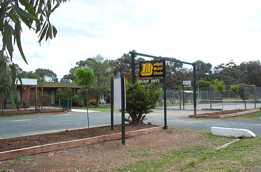 River Village Motel & Holiday Units - Tourism Adelaide 0