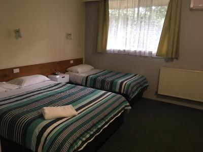 Camperdown Cascade Motel - Tourism Adelaide 8