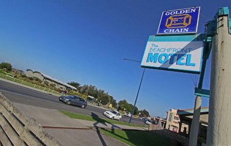 The Beachfront Motel - Tourism Adelaide 4