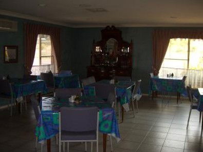 Almond Inn Motel - Tourism Adelaide 1