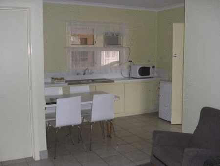 High Street Motel - Tourism Adelaide 1