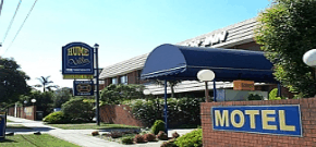 Hume Villa Motor Inn - Tourism Adelaide 0
