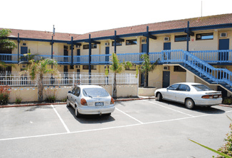 Lakes Central Hotel - Tourism Adelaide