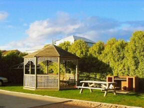 Pelican At Lakes Motel - Tourism Adelaide 0