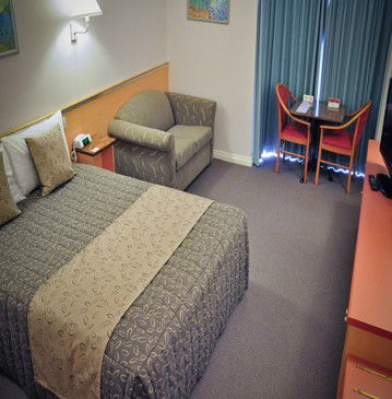 The Waverley International Hotel - Tourism Adelaide 1