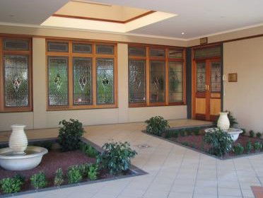 Best Western Plus All Settlers Motor Inn - Tourism Adelaide 1