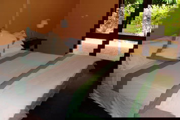 The Lounging Lizard - Tourism Adelaide 0