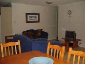 Beachfront Towers - Tourism Adelaide 4