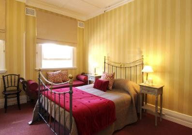 The Russell Hotel - Tourism Adelaide 2