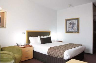 Quality Hotel On Olive - Tourism Adelaide 1