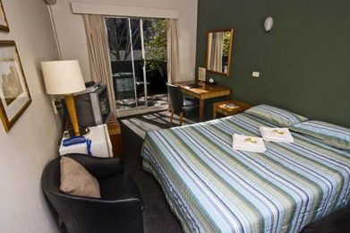 City Crown Lodge - Tourism Adelaide 3