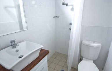 City Crown Lodge - Tourism Adelaide 4