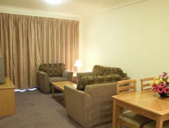 Maclin Lodge Motel - Tourism Adelaide 2