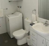 Maclin Lodge Motel - Tourism Adelaide 5