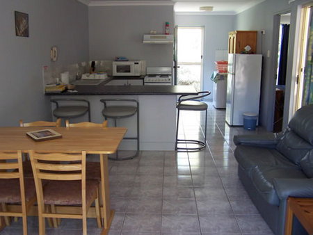 Palm Valley Motel And Holiday Units - Tourism Adelaide 2