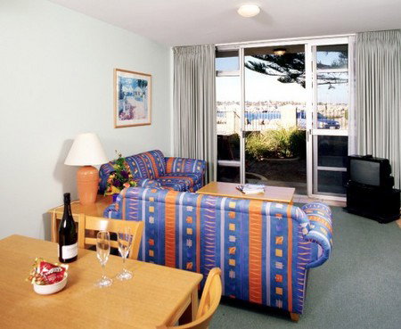 Quest Harbour Village - Tourism Adelaide 1