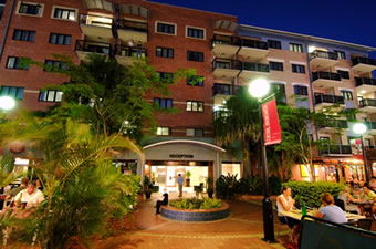 Central Brunswick Apartment Hotel - Tourism Adelaide 0
