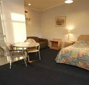 Orange Motor Lodge - Tourism Adelaide