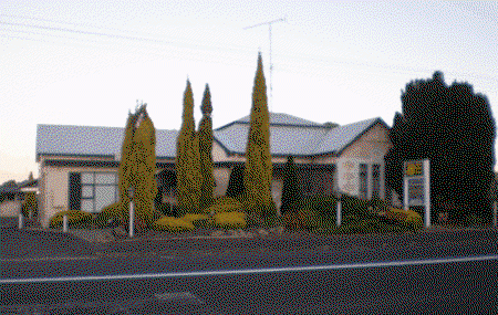 Le Cavalier Court Motel - Tourism Adelaide 1