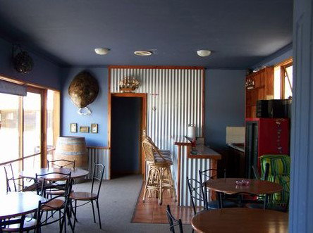 Allestree Holiday Units - Tourism Adelaide 1