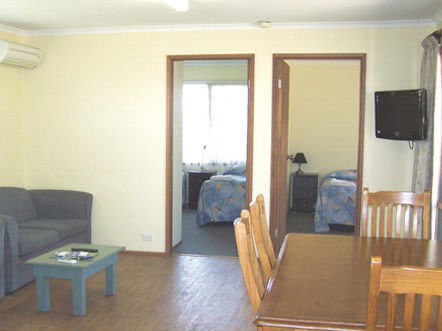 Allestree Holiday Units - Tourism Adelaide 2