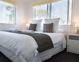 Mornington Motel - Tourism Adelaide 0