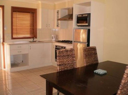 Colonial Village Motel - Tourism Adelaide 5