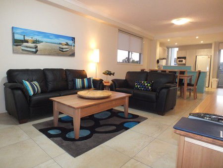 Pacific Marina Apartments - Tourism Adelaide 0