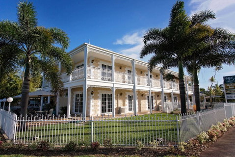 White Lace Motor Inn - Tourism Adelaide 0