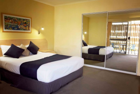 White Lace Motor Inn - Tourism Adelaide 2