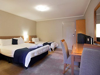 Ibis Styles Canberra Narrabundah - Tourism Adelaide 2