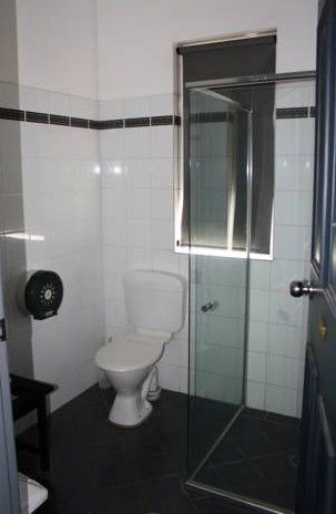 Australia Hotel Motel - Tourism Adelaide 3