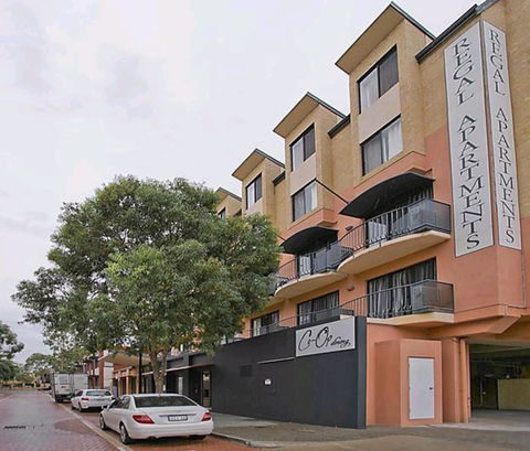 Regal Apartments - Tourism Adelaide 2