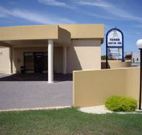 Golden Chain Tower Motor Inn - Tourism Adelaide