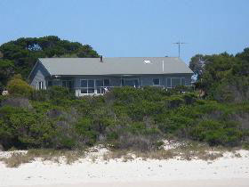 Island Beach Escape - Tourism Adelaide 0