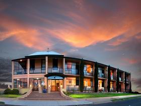Kangaroo Island Seafront Resort - Tourism Adelaide 0