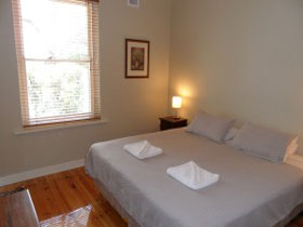 Warwick Apartment - Tourism Adelaide 0