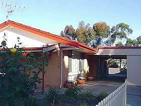 Summerhouse BnB - Tourism Adelaide 0