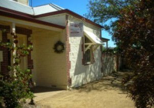 Wild Berry Cottage - Tourism Adelaide 2