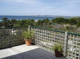 Lantauanan - The Lookout - Tourism Adelaide 1