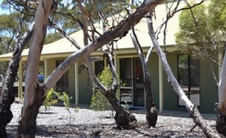 Riverbush Cottages - Tourism Adelaide 1