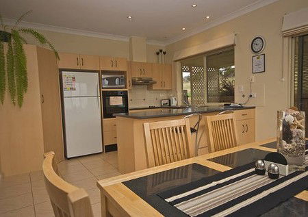 Searenity Holiday Accommodation - Tourism Adelaide 2
