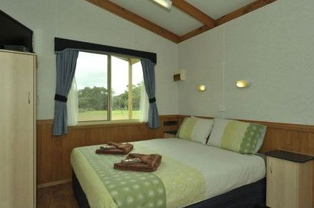 Western KI Caravan Park Cabins - Tourism Adelaide 4
