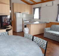 Victor Harbor Holiday and Cabin Park - Tourism Adelaide