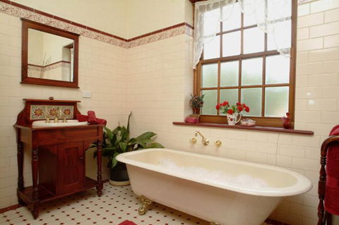 Amanda's Cottage 1899 - Tourism Adelaide 1