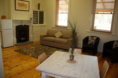 Clydesdale Cottage B&B - Tourism Adelaide 1